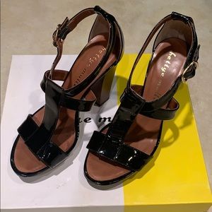 Stunning Bettye Muller patent leather block heel